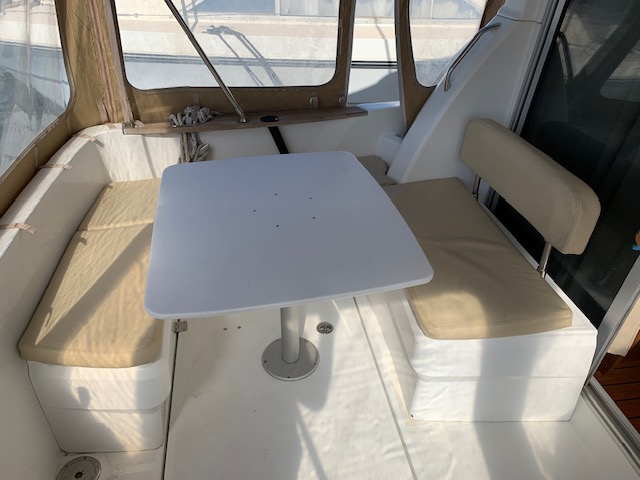 slider 19 Beneteau Antares 8